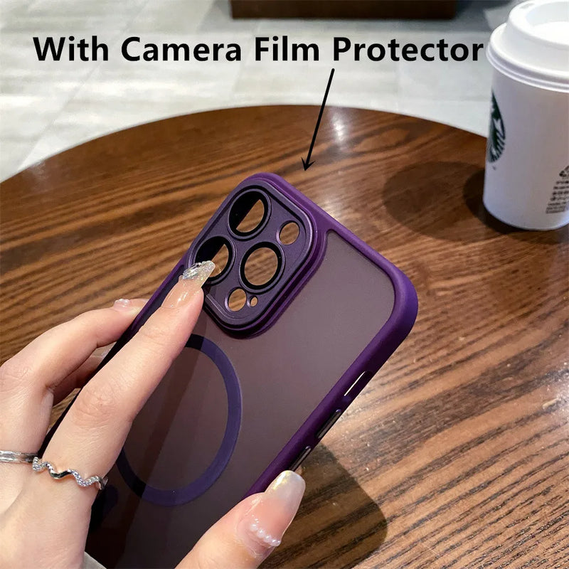 Capa Gold Slim Matte Magsafe para iPhonea prova de Choque